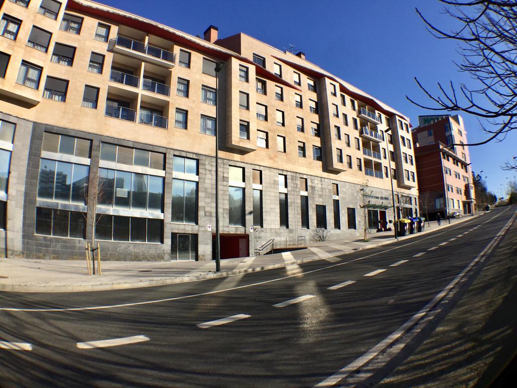 Spirit Apartamentos Atxuri Bilbao Exterior foto